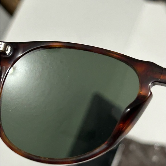 Persol Sunglass - Picture 13 of 16